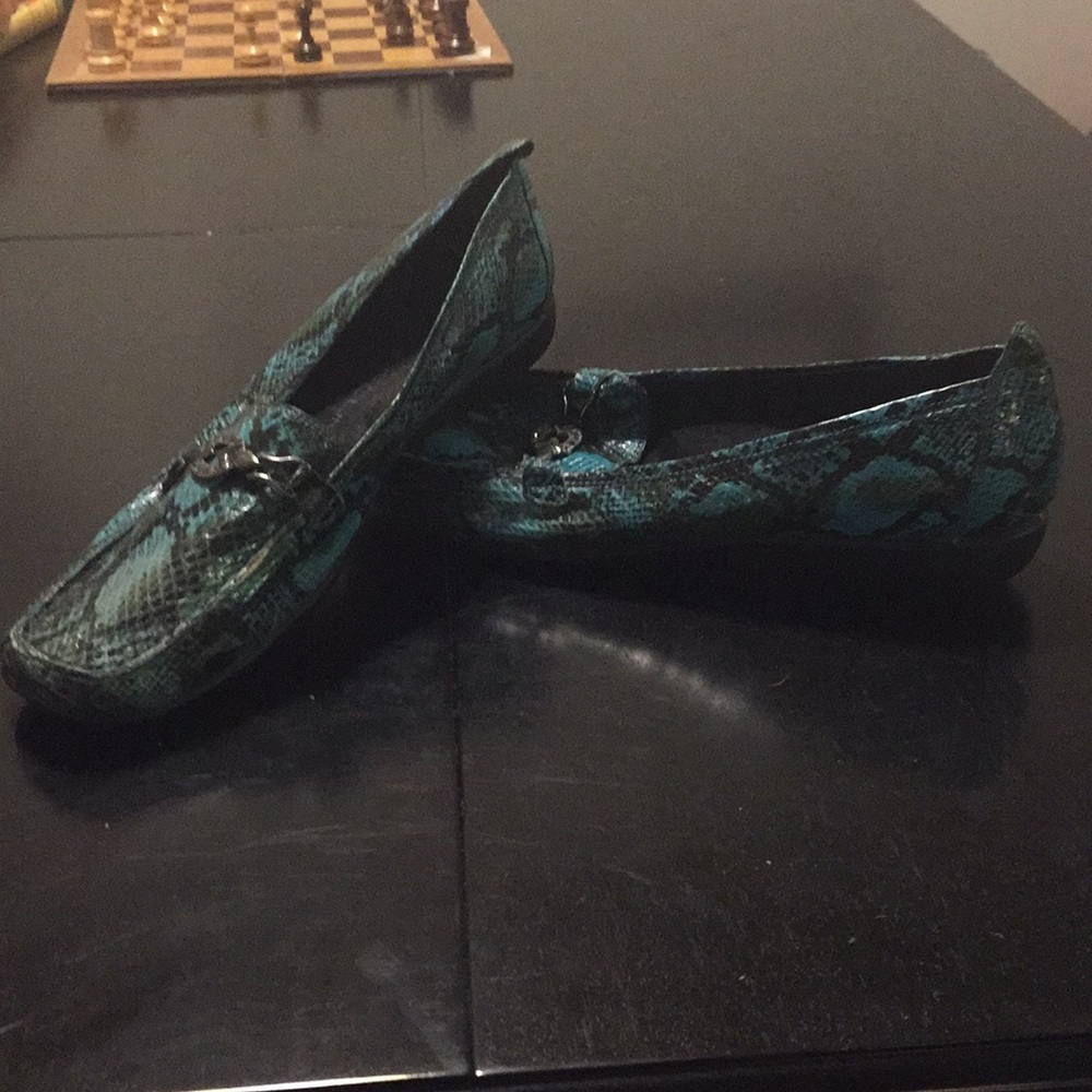 Crocodile print shoes